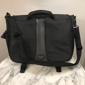 Tumi Bags | Tumi Messenger Crossbody Unisex Laptop Bag | Color:Black/Gray